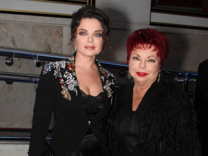 Mama Natashei Koroleva a scris pentru prima data un mesaj in limba ucraineana pe Instagram! Cum a sustinut femeia poporul ucrainean - FOTO Mama Natashei Koroleva a scris pentru prima data un mesaj in limba ucraineana pe Instagram! Cum a sustinut femeia poporul ucrainean - FOTO