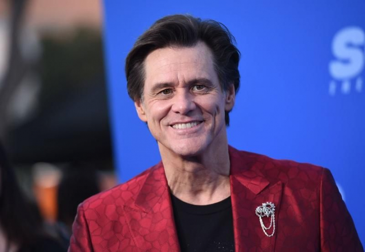 Ultimul film al lui Jim Carrey a urcat pe prima pozitie a box office-ului american - VIDEO