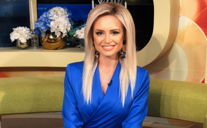 Anisoara Loghin - eroina noii coperti VIP Magazin! Prezentatoarea de la PRO TV - irezistibila intr-o tinuta all black - FOTO Anisoara Loghin - eroina noii coperti VIP Magazin! Prezentatoarea de la PRO TV - irezistibila intr-o tinuta all black - FOTO