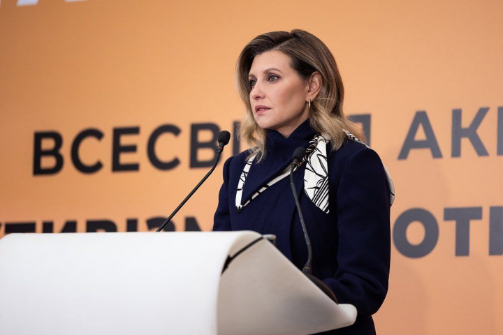 Olena Zelenskaya, declaratii tulburatoare despre sotul ei si viata in razboi: „Cand unul dintre noi este torturat, violat sau ucis, simtim ca toti suntem torturati, violati sau ucisi” Olena Zelenskaya, declaratii tulburatoare despre sotul ei si viata in razboi: „Cand unul dintre noi este torturat, violat sau ucis, simtim ca toti suntem torturati, violati sau ucisi”