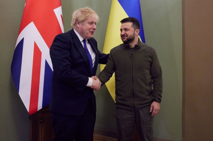 Ce a mancat Boris Johnson in timpul vizitei-surpriza de la Kiev Ce a mancat Boris Johnson in timpul vizitei-surpriza de la Kiev