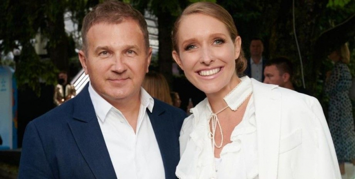 Un gest impresionant! Prezentatorii ucraineni Katya Osadchaya si Iurii Gorbunov isi doresc sa adopte un copil al carui parinti au murit in timpul razboiului din Ucraina: „Totul va fi pe umerii nostri” Un gest impresionant! Prezentatorii ucraineni Katya Osadchaya si Iurii Gorbunov isi doresc sa adopte un copil al carui parinti au murit in timpul razboiului din Ucraina: „Totul va fi pe umerii nostri”