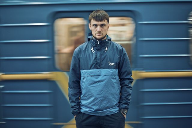 Rapperul Yarmak a aratat internautilor ce „cadou” le-au lasat ocupantii vecinilor sai - FOTO Rapperul Yarmak a aratat internautilor ce „cadou” le-au lasat ocupantii vecinilor sai - FOTO
