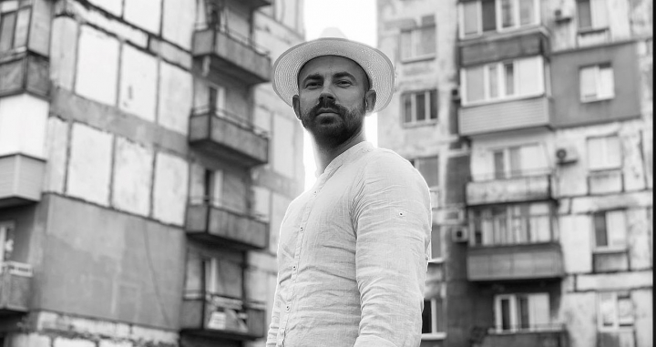 „Iti sfasie sufletul!” Mesajul emotionant pe care l-a transmis Andrei Bednyakov, prezentatorul care si-a pierdut de curand mama: „Inca nu imi vine sa cred” - FOTO „Iti sfasie sufletul!” Mesajul emotionant pe care l-a transmis Andrei Bednyakov, prezentatorul care si-a pierdut de curand mama: „Inca nu imi vine sa cred” - FOTO