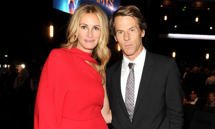 Julia Roberts si Daniel Moder implinesc 20 de ani de casnicie. Actrita a dezvaluit care este secretul mariajului lor longeviv Julia Roberts si Daniel Moder implinesc 20 de ani de casnicie. Actrita a dezvaluit care este secretul mariajului lor longeviv