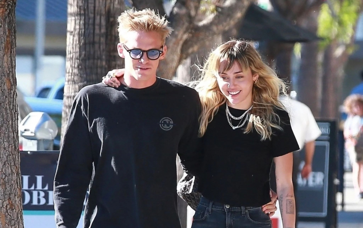 Cody Simpson, adevarul despre despartirea de Miley Cyrus: „Mergeam in directii diferite!”