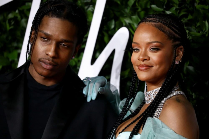 Iubitul Rihannei, certat cu legea! A$AP Rocky a fost arestat de politistii din Los Angeles Iubitul Rihannei, certat cu legea! A$AP Rocky a fost arestat de politistii din Los Angeles