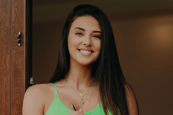 Fiica Antoniei seamana din ce in ce mai mult cu artista! Vedeta a publicat o imagine inedita cu Maya- FOTO

