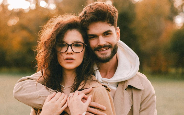 De ce Cleopatra Stratan si Edward Sanda au decis sa isi pastreze numele dupa cununie: „Nu am respectat obiceiurile” De ce Cleopatra Stratan si Edward Sanda au decis sa isi pastreze numele dupa cununie: „Nu am respectat obiceiurile”