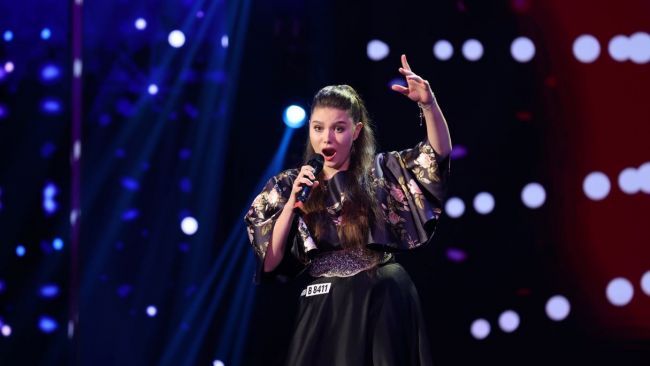 Ionela Marin, aplaudata in picioare de toti juratii de la Romanii au Talent: „Vei fi pe marile scene ale lumii!” - VIDEO Ionela Marin, aplaudata in picioare de toti juratii de la Romanii au Talent: „Vei fi pe marile scene ale lumii!” - VIDEO