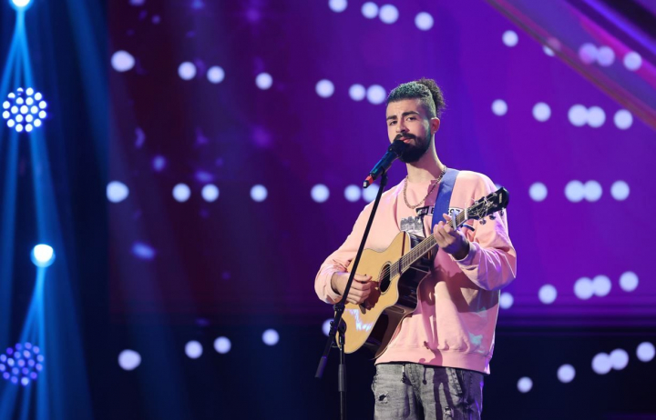Romanii au talent 2022: Steve Ant, grecul care s-a indragostit de Romania: „E o bucurie sa te ascult!” - VIDEO Romanii au talent 2022: Steve Ant, grecul care s-a indragostit de Romania: „E o bucurie sa te ascult!” - VIDEO
