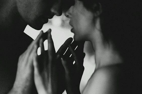 Top 5 cele mai ghinioniste zodii in dragoste. Capricornii nu stiu sa daruiasca pasiune si nici nu o vor primi
Top 5 cele mai ghinioniste zodii in dragoste. Capricornii nu stiu sa daruiasca pasiune si nici nu o vor primi