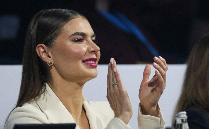 Presupusa iubita a lui Vladimir Putin, prima aparitie publica de la inceputul razboiului. Cine a dat-o de gol - FOTO Presupusa iubita a lui Vladimir Putin, prima aparitie publica de la inceputul razboiului. Cine a dat-o de gol - FOTO