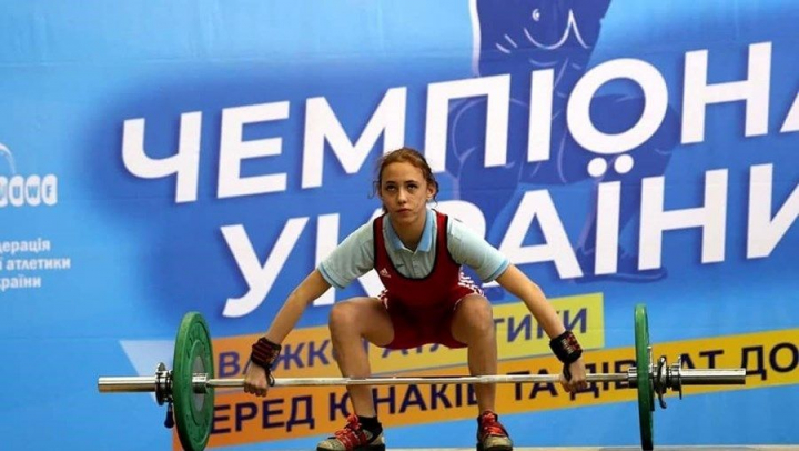 Ororile continua! O sportiva de 14 ani si mama ei au fost ucise la Mariupol. Ce spune Guvernul din Ucraina Ororile continua! O sportiva de 14 ani si mama ei au fost ucise la Mariupol. Ce spune Guvernul din Ucraina