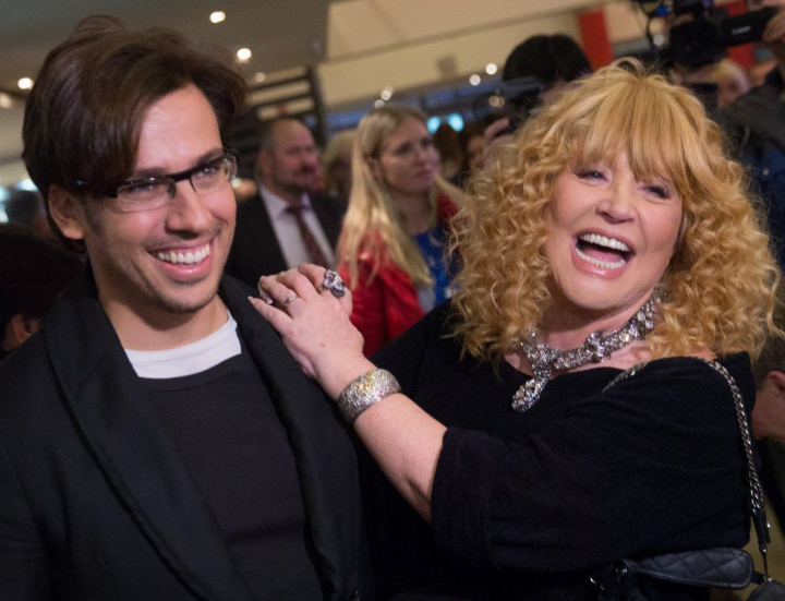 Nu se vor putea intoarce in castelul lor din Rusia! Ce a spus prezentatoarea TV Masha Efrosinina despre soarta lui Maxim Galkin si a Allei Pugacheva Nu se vor putea intoarce in castelul lor din Rusia! Ce a spus prezentatoarea TV Masha Efrosinina despre soarta lui Maxim Galkin si a Allei Pugacheva