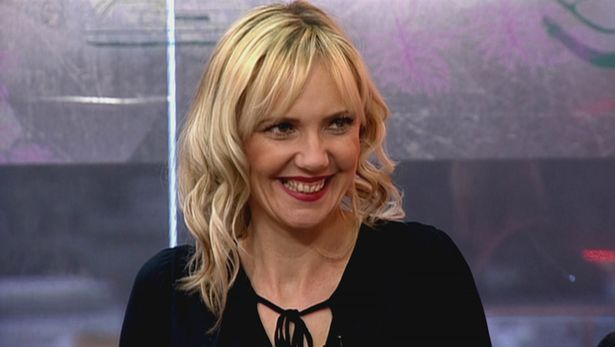 Aceasta jurnalista a devenit virala dupa s-a autodeclarat „cea mai frumoasa femeie din lume” - FOTO
Aceasta jurnalista a devenit virala dupa s-a autodeclarat „cea mai frumoasa femeie din lume” - FOTO