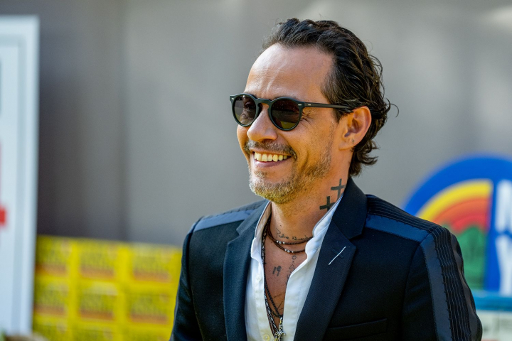 Anuntul facut de Marc Anthony, dupa accidentul care i-a afectat spatele: Nu pot spune ca ma simt mai bine, dar...” - VIDEO Anuntul facut de Marc Anthony, dupa accidentul care i-a afectat spatele: Nu pot spune ca ma simt mai bine, dar...” - VIDEO