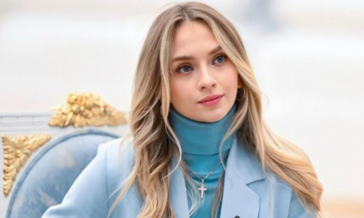 Ce a facut de ”Ziua Victoriei” campioana olimpica din Rusia care si-a ”dezgustat” fanii prin prezenta la mitingul lui Putin Ce a facut de ”Ziua Victoriei” campioana olimpica din Rusia care si-a ”dezgustat” fanii prin prezenta la mitingul lui Putin