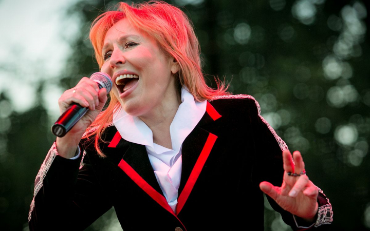 „Chiar nu vezi ca suntem mintiti?” Replica unui fan la actiunile pro-ruse si vizitele la Donetk ale cantaretei Olga Kormukhina - FOTO
„Chiar nu vezi ca suntem mintiti?” Replica unui fan la actiunile pro-ruse si vizitele la Donetk ale cantaretei Olga Kormukhina - FOTO