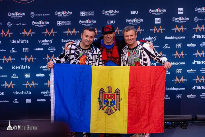 Au scris istorie la Torino si povestea lor nu se incheie aici! Vezi mesajul plin de recunostinta, dar si promisiunile pe care le-au facut Fratii Advahov si Zdubii dupa participarea la Eurovision: „Toata Europa a cantat in limba romana...” - VIDEO Au scris istorie la Torino si povestea lor nu se incheie aici! Vezi mesajul plin de recunostinta, dar si promisiunile pe care le-au facut Fratii Advahov si Zdubii dupa participarea la Eurovision: „Toata Europa a cantat in limba romana...” - VIDEO