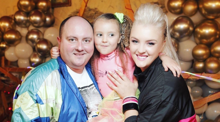 Un celebru comediant din Ucraina s-a reunit cu sotia si fiica sa pentru prima data de cand a inceput razboiul. Artistul a publicat un filmulet emotionant pe Instagram - VIDEO Un celebru comediant din Ucraina s-a reunit cu sotia si fiica sa pentru prima data de cand a inceput razboiul. Artistul a publicat un filmulet emotionant pe Instagram - VIDEO