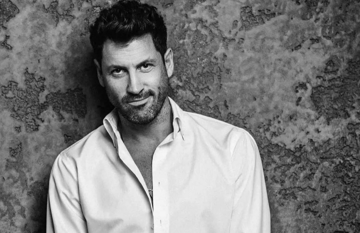 Dansatorul ucrainean, Max Chmerkovsky a creat o fundatie caritabila in SUA. Vezi cum ii ajuta pe refugiatii din Ucraina - FOTO Dansatorul ucrainean, Max Chmerkovsky a creat o fundatie caritabila in SUA. Vezi cum ii ajuta pe refugiatii din Ucraina - FOTO