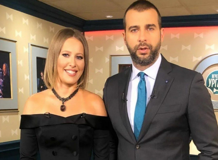Ivan Urgant a ridiculizat-o atat pe Ksenia Sobchak, cat si stirile pe care le scrie jurnalista: „Va implor nu-i spuneti Kseniei” - FOTO
