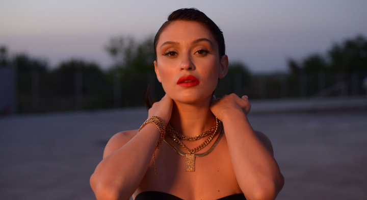 Nu doar canta, dar si compune versuri! TOP 5 piese pe care Irina Rimes le-a scris pentru alti artisti - VIDEO Nu doar canta, dar si compune versuri! TOP 5 piese pe care Irina Rimes le-a scris pentru alti artisti - VIDEO