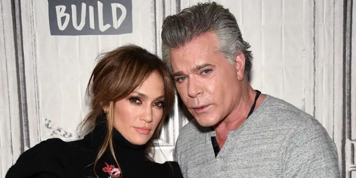 Jennifer Lopez, mesaj emotionant in memoria lui Ray Liotta. Cum l-a descris artista - FOTO
Jennifer Lopez, mesaj emotionant in memoria lui Ray Liotta. Cum l-a descris artista - FOTO