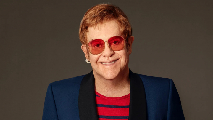 Elton John se confrunta cu probleme de sanatate. Cum a fost surprins artistul de catre paparazzi - VIDEO Elton John se confrunta cu probleme de sanatate. Cum a fost surprins artistul de catre paparazzi - VIDEO