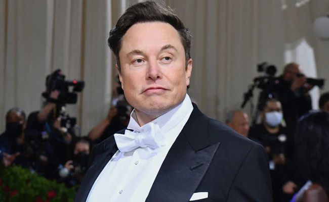 Elon Musk preconizeaza ca vor urma probleme majore in economie. Miliardarul vrea sa concedieze 10% din personalul angajat la Tesla
Elon Musk preconizeaza ca vor urma probleme majore in economie. Miliardarul vrea sa concedieze 10% din personalul angajat la Tesla