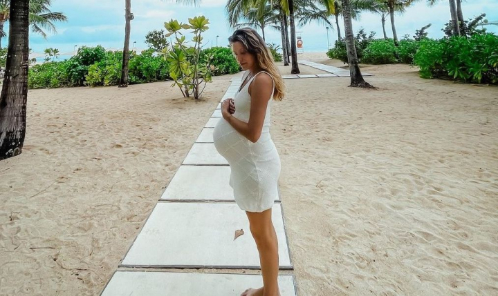 Regina Todorenko s-a stabilit cu traiul pe insula Bali: „Pot sa par nebuna, insa...” - FOTO Regina Todorenko s-a stabilit cu traiul pe insula Bali: „Pot sa par nebuna, insa...” - FOTO