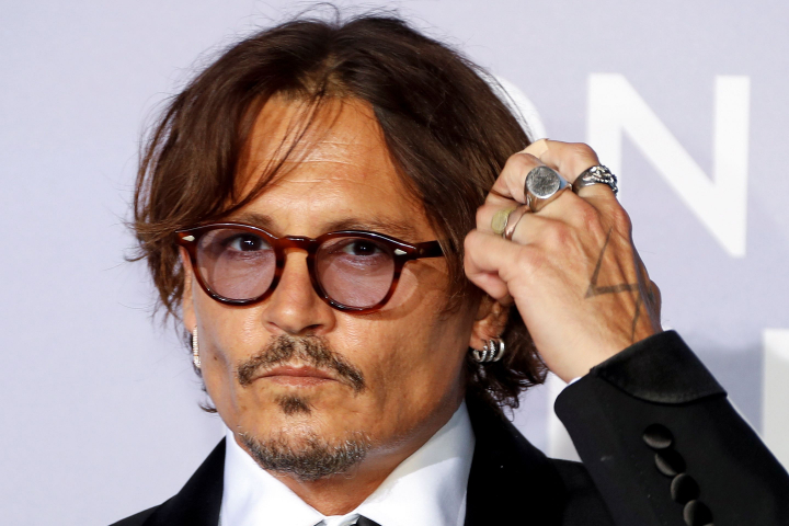 Johnny Depp a adunat peste 7 milioane de abonati pe TikTok in mai putin de o zi. Care este primul video publicat de actor si ce mesaj a transmis acesta fanilor - VIDEO Johnny Depp a adunat peste 7 milioane de abonati pe TikTok in mai putin de o zi. Care este primul video publicat de actor si ce mesaj a transmis acesta fanilor - VIDEO