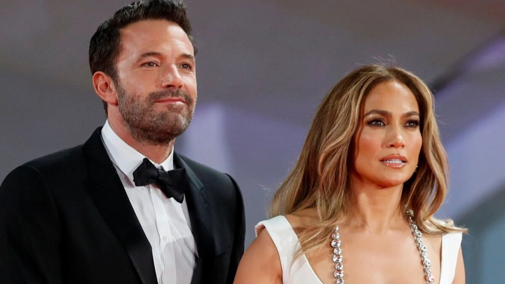 Jennifer Lopez si Ben Affleck au facut nunta in secret? Fostul sot, invitat surpriza Jennifer Lopez si Ben Affleck au facut nunta in secret? Fostul sot, invitat surpriza
