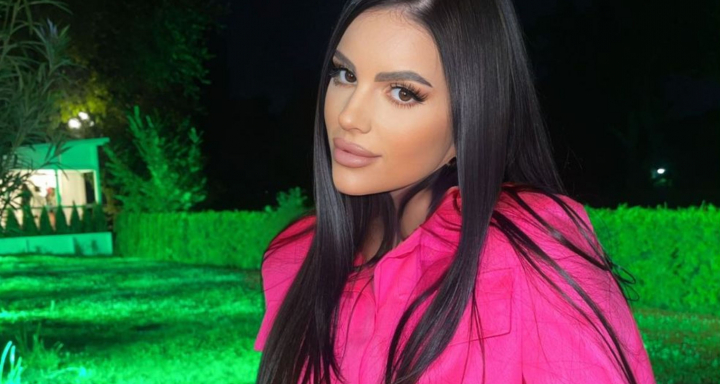 Diana Brescan a atras toate privirile la un eveniment monden de la Bucuresti! Vezi ce aparitie memorabila a marcat interpreta - FOTO/VIDEO Diana Brescan a atras toate privirile la un eveniment monden de la Bucuresti! Vezi ce aparitie memorabila a marcat interpreta - FOTO/VIDEO