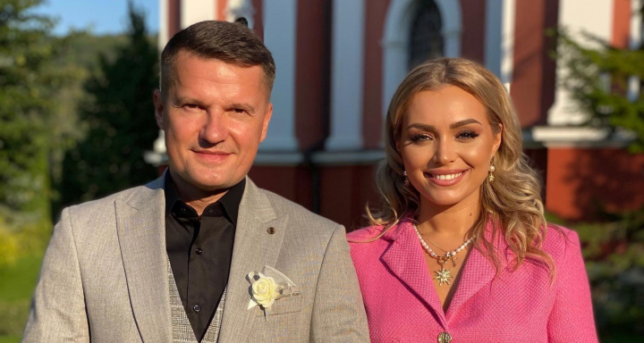 Instrumentistul Marcel Stefanet isi sarbatoreste ziua de nastere! Vezi in ce destinatie exotica se afla alaturi de familia sa, dar si mesajul emotionant publicat de sotia lui: „Ne mandrim cu rezultatele tale..” - FOTO Instrumentistul Marcel Stefanet isi sarbatoreste ziua de nastere! Vezi in ce destinatie exotica se afla alaturi de familia sa, dar si mesajul emotionant publicat de sotia lui: „Ne mandrim cu rezultatele tale..” - FOTO