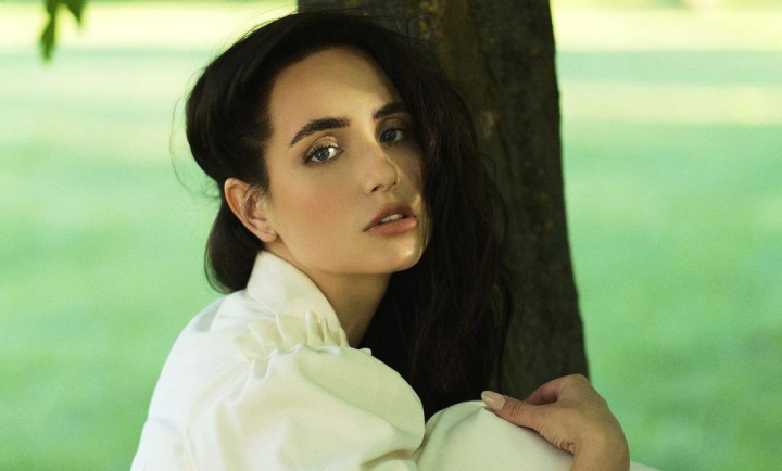 Uimeste din nou cu vocea sa fermecatoare! Interpreta Catalina Cara a lansat piesa „Hope It's Gonna Be You”: „Este hit-ul acestei veri” - VIDEO Uimeste din nou cu vocea sa fermecatoare! Interpreta Catalina Cara a lansat piesa „Hope It's Gonna Be You”: „Este hit-ul acestei veri” - VIDEO