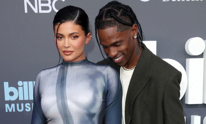 Foarte emotionant! Travis Scott a publicat o imagine rara cu Kylie Jenner - FOTO Foarte emotionant! Travis Scott a publicat o imagine rara cu Kylie Jenner - FOTO