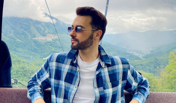 Maxim Zavidia a recunoscut cum face fata oboselii si stresului! Vezi unde a „evadat” artistul pentru a redobandi noi puteri si multa energie - FOTO Maxim Zavidia a recunoscut cum face fata oboselii si stresului! Vezi unde a „evadat” artistul pentru a redobandi noi puteri si multa energie - FOTO