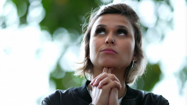 O femeie cu amnezie severa nu-si aminteste ultimii 23 de ani de viata. Ce face cand memoria i se sterge complet O femeie cu amnezie severa nu-si aminteste ultimii 23 de ani de viata. Ce face cand memoria i se sterge complet