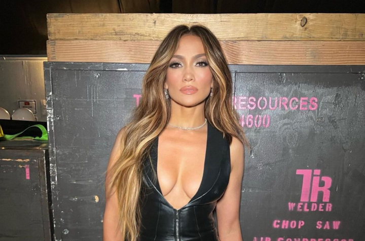 Jennifer Lopez se confrunta cu atacuri de panica din cauza suprasolicitarii! Ce masuri a intreprins vedeta - FOTO Jennifer Lopez se confrunta cu atacuri de panica din cauza suprasolicitarii! Ce masuri a intreprins vedeta - FOTO