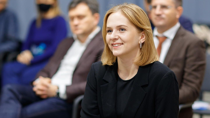 A adaugat 8 kilograme timp de o luna si este in cautarea unui psiholog. Ce destainuiri neasteptate a facut Ludmila Adamciuc despre perioada prin care trece: „A inceput totul intr-o dimineata.”