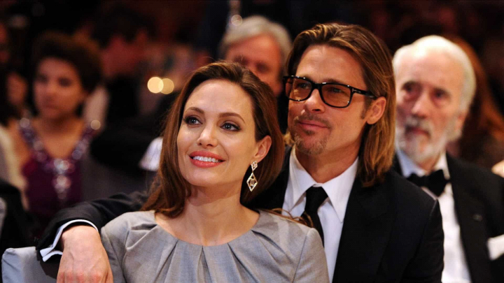 Brad Pitt - pus pe urmele Angelinei Jolie! Actorul a ajuns de curand in Italia, iar presa internationala crede ca aceasta a venit pentru a-si lua fiica mai mare - FOTO Brad Pitt - pus pe urmele Angelinei Jolie! Actorul a ajuns de curand in Italia, iar presa internationala crede ca aceasta a venit pentru a-si lua fiica mai mare - FOTO