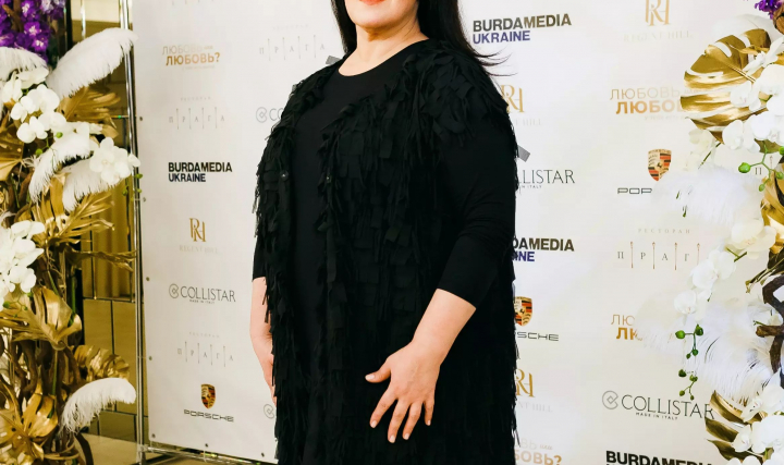 O actrita din serialul „Svati”, s-a stins din viata la 56 de ani: „Suferea de o boala grava” O actrita din serialul „Svati”, s-a stins din viata la 56 de ani: „Suferea de o boala grava”