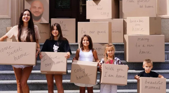 Oksana Samoilova si Geegun s-au mutat intr-un conac de lux! Afla cat de dificila a fost alegerea, dar si cum arata locuinta - FOTO Oksana Samoilova si Geegun s-au mutat intr-un conac de lux! Afla cat de dificila a fost alegerea, dar si cum arata locuinta - FOTO