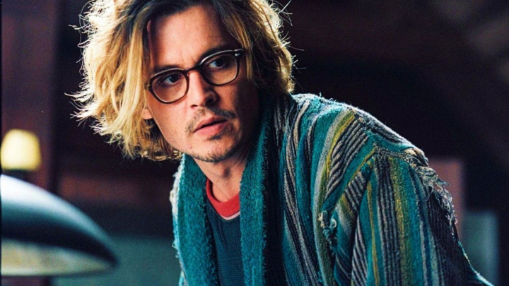 Johnny Depp - la brat cu o tanara roscata! Afla cine este misterioasa femeie - FOTO