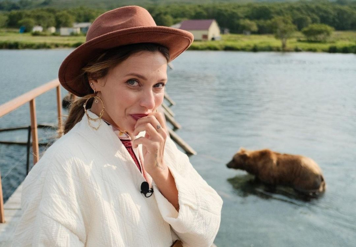 A nascut acasa, fara ajutorul medicilor, in fata fiului sau in varsta de trei ani! Regina Todorenko - primele declaratii despre nastere: „I-am spus lui Mihail ca totul e o joaca...” A nascut acasa, fara ajutorul medicilor, in fata fiului sau in varsta de trei ani! Regina Todorenko - primele declaratii despre nastere: „I-am spus lui Mihail ca totul e o joaca...”