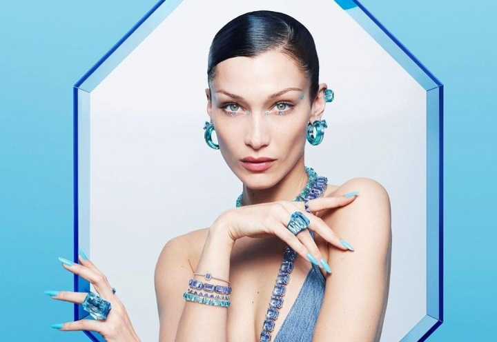 Bella Hadid - cu o tunsoare ultra-scurta! Vezi cat de bine o prinde aceasta coafura pe vedeta - FOTO Bella Hadid - cu o tunsoare ultra-scurta! Vezi cat de bine o prinde aceasta coafura pe vedeta - FOTO