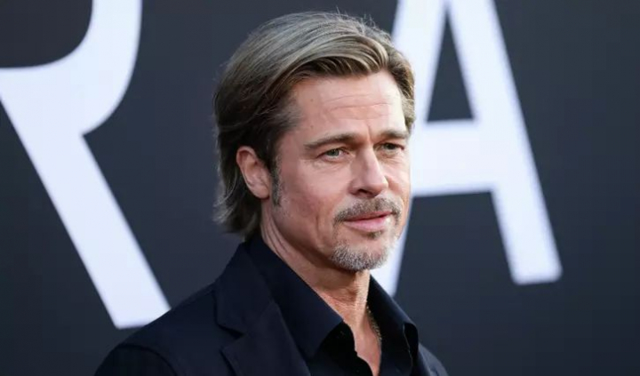 Brad Pitt face dezvaluiri despre aparitia sa in fusta: „Aceasta este predictia mea...” Brad Pitt face dezvaluiri despre aparitia sa in fusta: „Aceasta este predictia mea...”