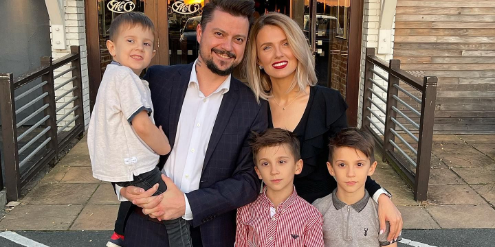 Sarbatoare in familia lui Alexandru si Olga Manciu! Gemenii Damian si Matei au implinit 10 ani. Vezi mesajul pe care l-a transmis bloggerita copiilor: „Ei sunt 2 si asta e puterea lor cea mai mare...” - FOTO Sarbatoare in familia lui Alexandru si Olga Manciu! Gemenii Damian si Matei au implinit 10 ani. Vezi mesajul pe care l-a transmis bloggerita copiilor: „Ei sunt 2 si asta e puterea lor cea mai mare...” - FOTO